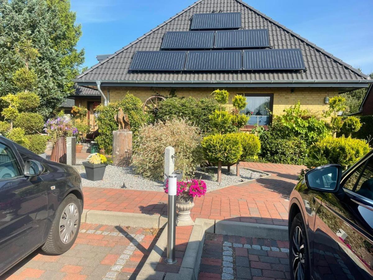 Ferienwohnung Hansen Uphusum Exterior foto